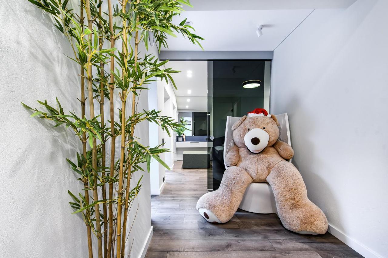 Botanical Garden Loft Apartment Каунас Екстериор снимка